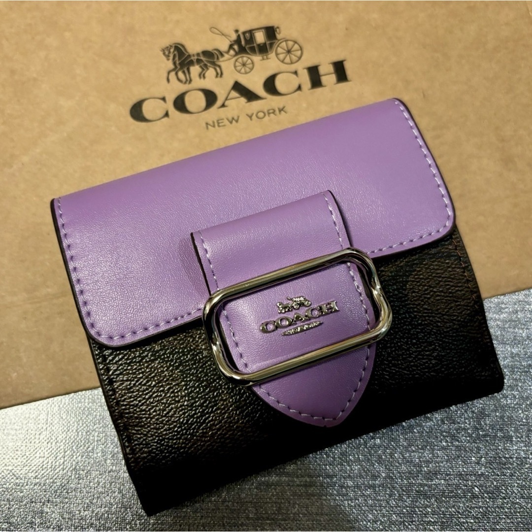 COACH(コーチ)のCOACH  ミニウォレット　二つ折り　ブラウン　パープル　未使用品 レディースのファッション小物(財布)の商品写真
