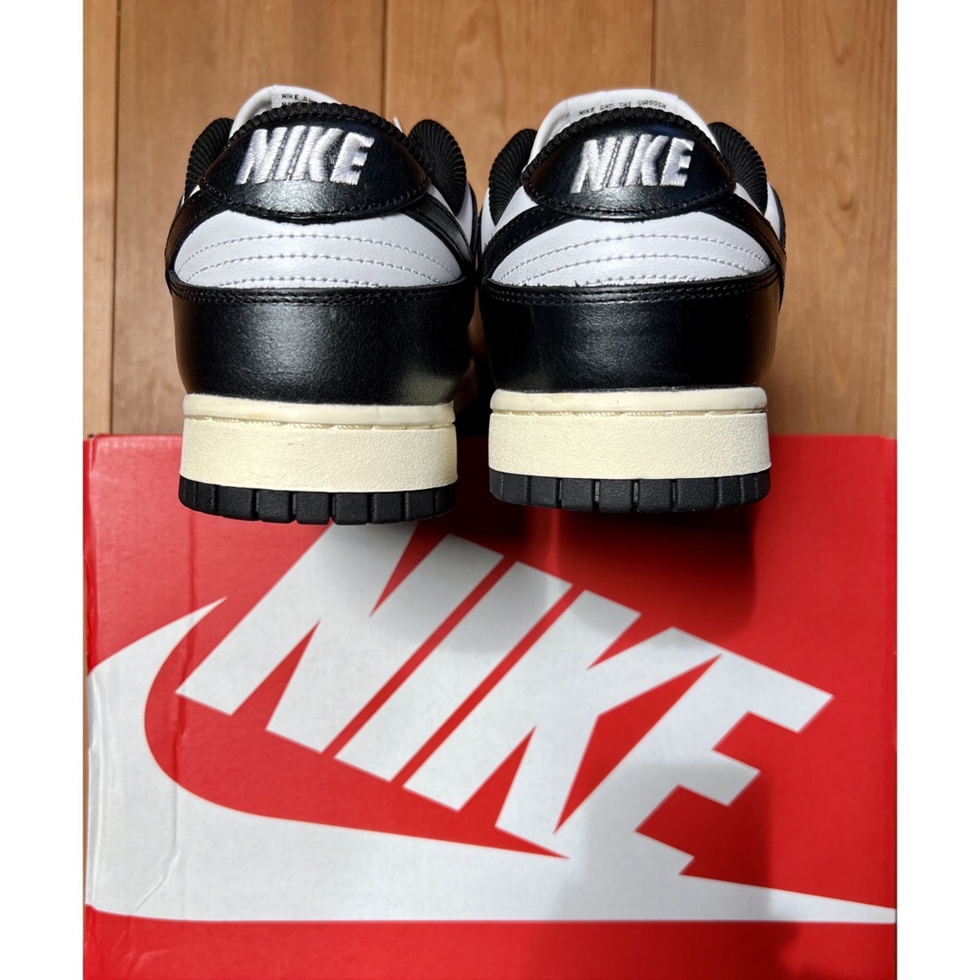 NIKE(ナイキ)の【期間限定50%OFF】NIKE WMNS DUNK Low PRM 28cm メンズの靴/シューズ(スニーカー)の商品写真