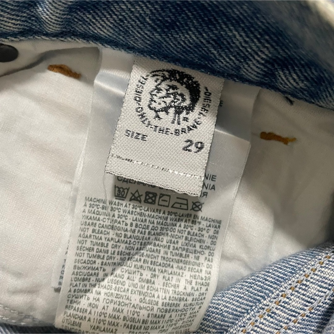 DIESEL(ディーゼル)のDIESEL MHARKY 0076K JEANS SLIM SKINNY メンズのパンツ(デニム/ジーンズ)の商品写真