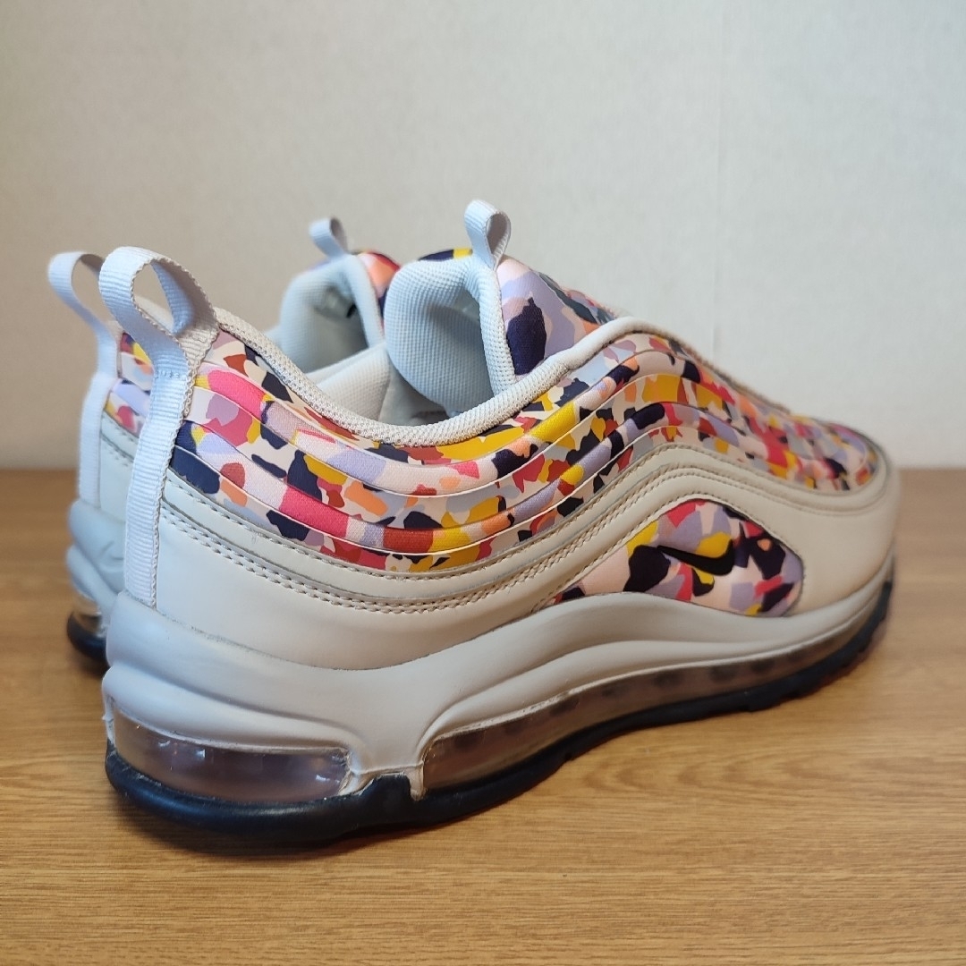 NIKE(ナイキ)の美品 特別モデル NIKE AIR MAX 97 UL W28 メンズの靴/シューズ(スニーカー)の商品写真