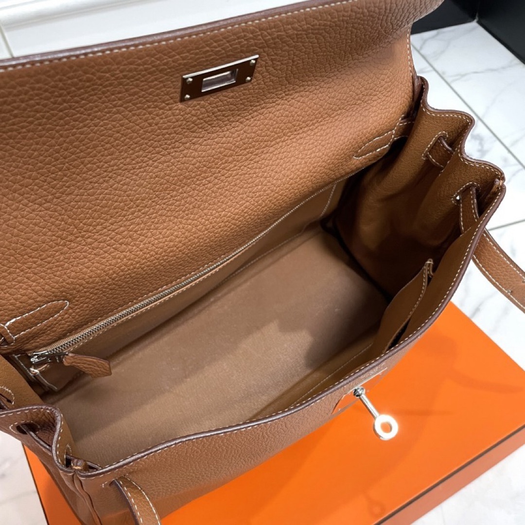 HERMES エルメス ケリー32 トゴ ゴールド 新型金具  レディースのバッグ(ハンドバッグ)の商品写真