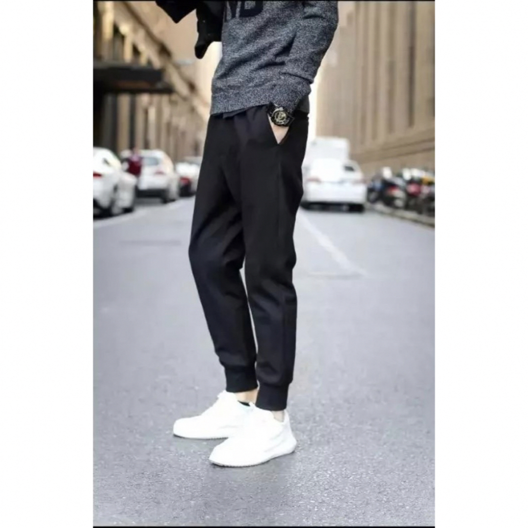 ジョガーパンツ　メンズ　ブラック　黒　ユニセックス　薄手　カジュアル　 メンズのパンツ(ワークパンツ/カーゴパンツ)の商品写真