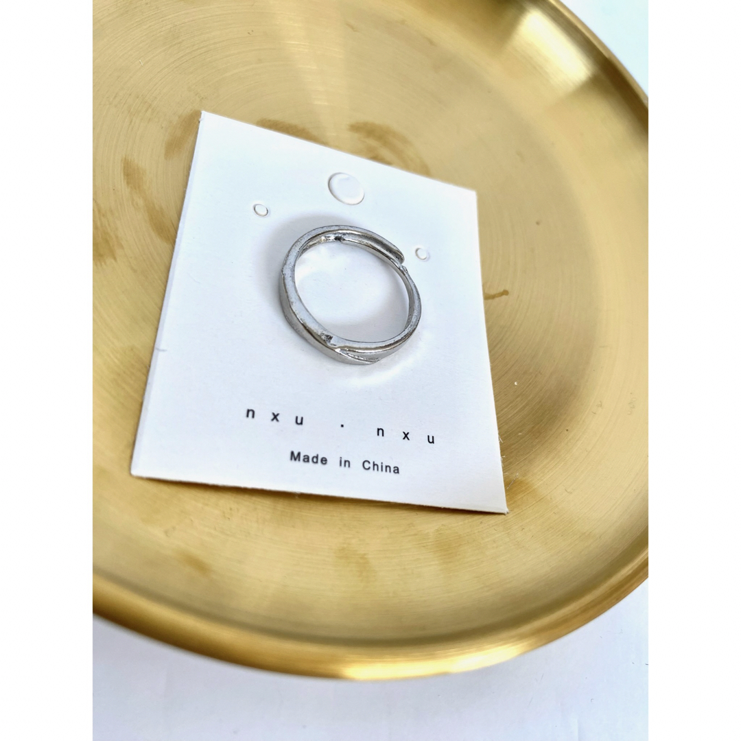 シルバーリング　ジュエリー　アクセサリー　指輪　メンズ　シンプル メンズのアクセサリー(リング(指輪))の商品写真