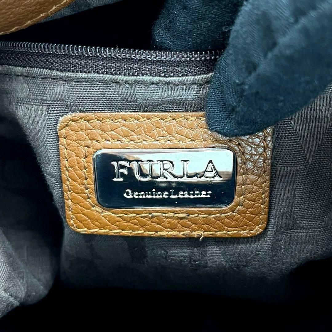 Furla(フルラ)の美品✨ フルラ　FURLA ワンショルダーバッグ　肩掛け　A4可　シボ革 茶 レディースのバッグ(ショルダーバッグ)の商品写真