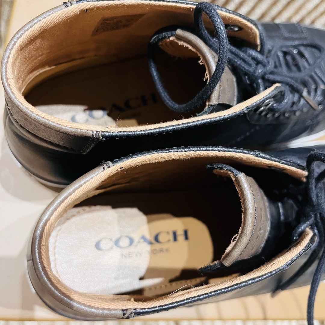 COACH(コーチ)のCOACHハイカットスニーカー メンズの靴/シューズ(スニーカー)の商品写真