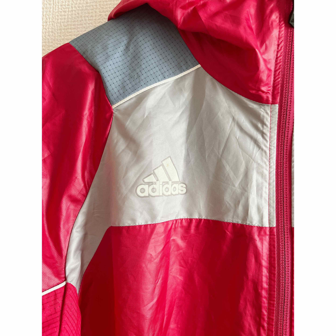 adidas(アディダス)のアディダス　adidas　ウインドブレーカー　Lサイズ　マウンテンパーカー レディースのジャケット/アウター(ブルゾン)の商品写真