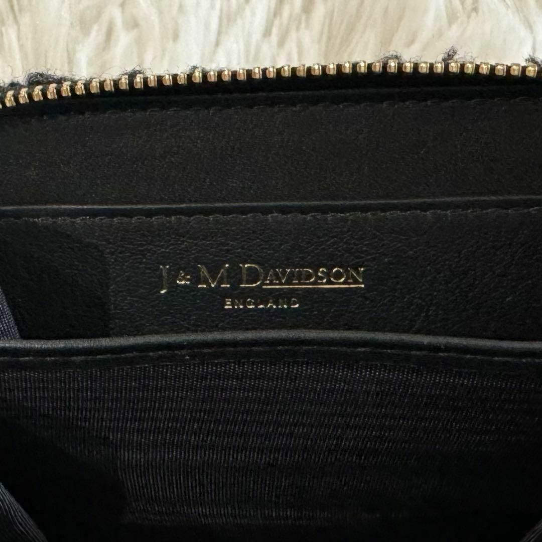 J&M DAVIDSON(ジェイアンドエムデヴィッドソン)のJ&M DAVIDSON ムートン コンパクトウォレット スタッズ ミニ財布 黒 レディースのファッション小物(コインケース)の商品写真