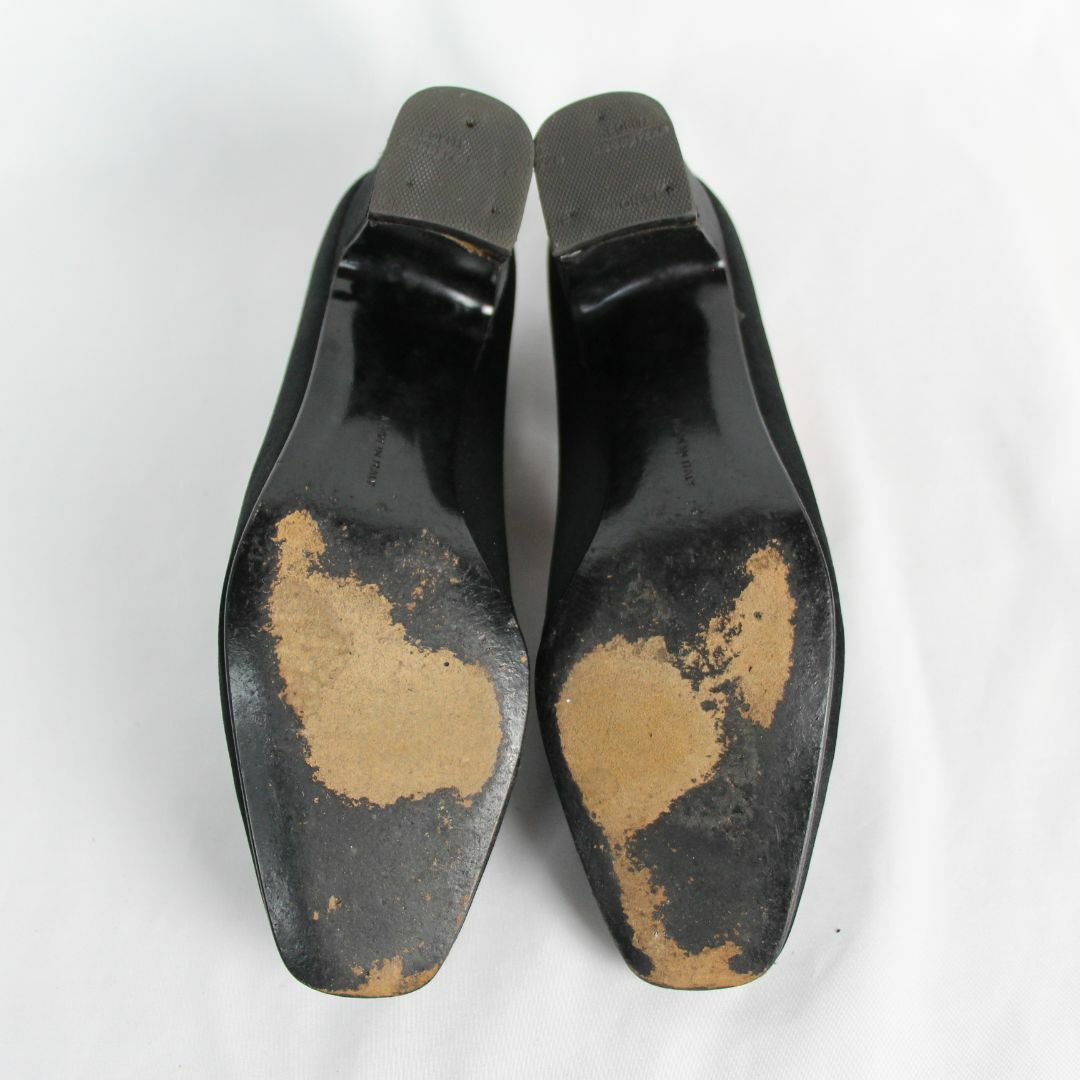 Ferragamo(フェラガモ)のフェラガモ　パンプス　サテン　ビーズ　黒　4 1/2 D　22.0 レディースの靴/シューズ(ハイヒール/パンプス)の商品写真