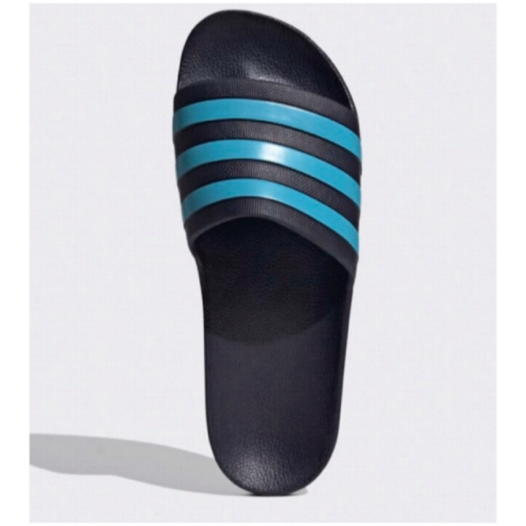 adidas(アディダス)の送料無料 新品 adidas ADILETTE アディレッタ アクア 27.5 メンズの靴/シューズ(サンダル)の商品写真