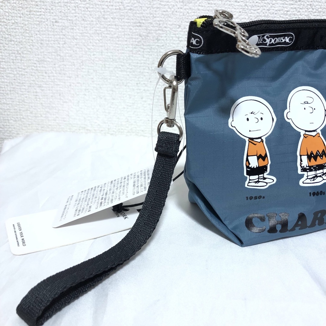 LeSportsac(レスポートサック)の新品 レスポートサック スヌーピー 限定コラボ  ポーチ チャーリーブラウン レディースのファッション小物(ポーチ)の商品写真