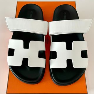 エルメス(Hermes)のHERMES エルメス　人気サンダル　シプレ　ホワイト　36.5サイズ(サンダル)