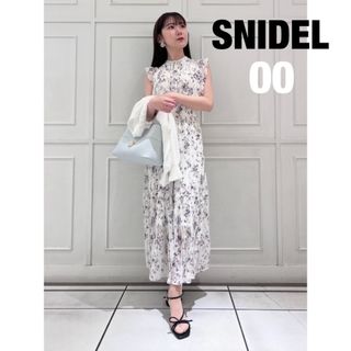 スナイデル　snidel Sustainableフリルプリントワンピース00