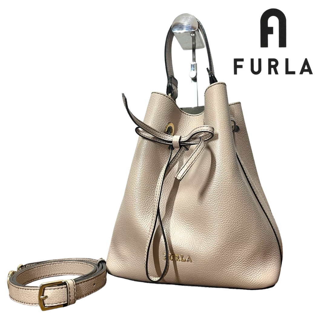 Furla(フルラ)の【美品】FURLA コスタンザ 2wayショルダーバッグ 巾着 ベージュ レディースのバッグ(ショルダーバッグ)の商品写真