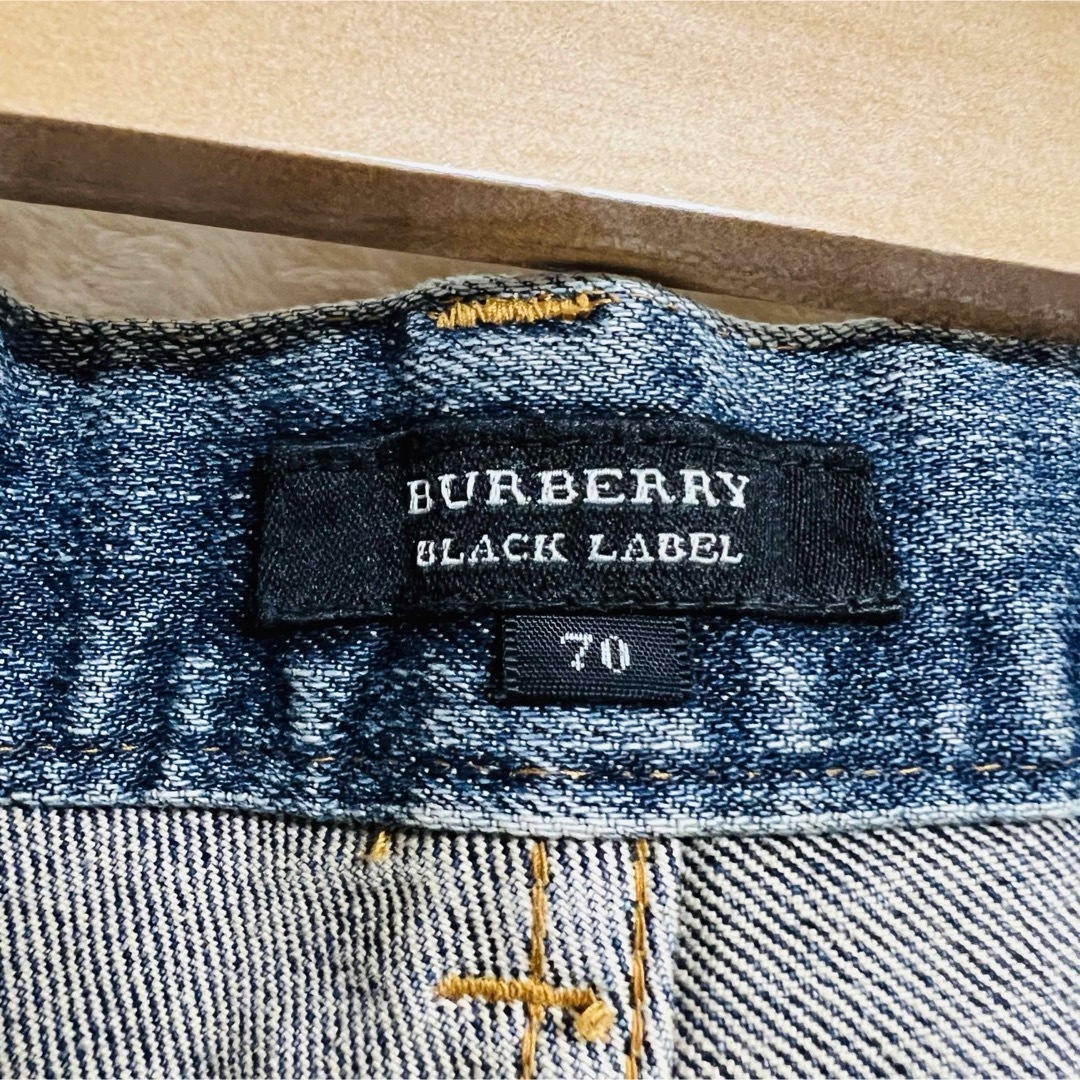 BURBERRY BLACK LABEL(バーバリーブラックレーベル)のBurberry バーバリー ブラックレーベル デニム ジーンズ ボタンフライ メンズのパンツ(デニム/ジーンズ)の商品写真