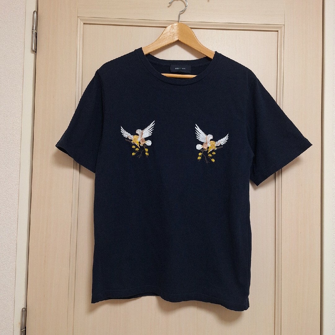 SHIPS(シップス)のシップス　刺繍Tシャツ　ネイビー　S メンズのトップス(Tシャツ/カットソー(半袖/袖なし))の商品写真