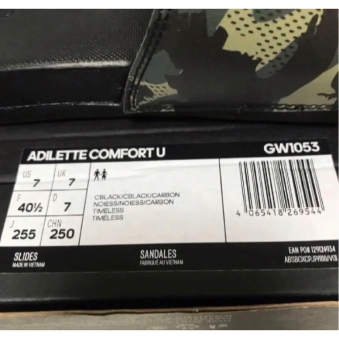 adidas(アディダス)の送料無料 新品 adidas UNISEX アディレッタコンフォート 25.5 メンズの靴/シューズ(サンダル)の商品写真
