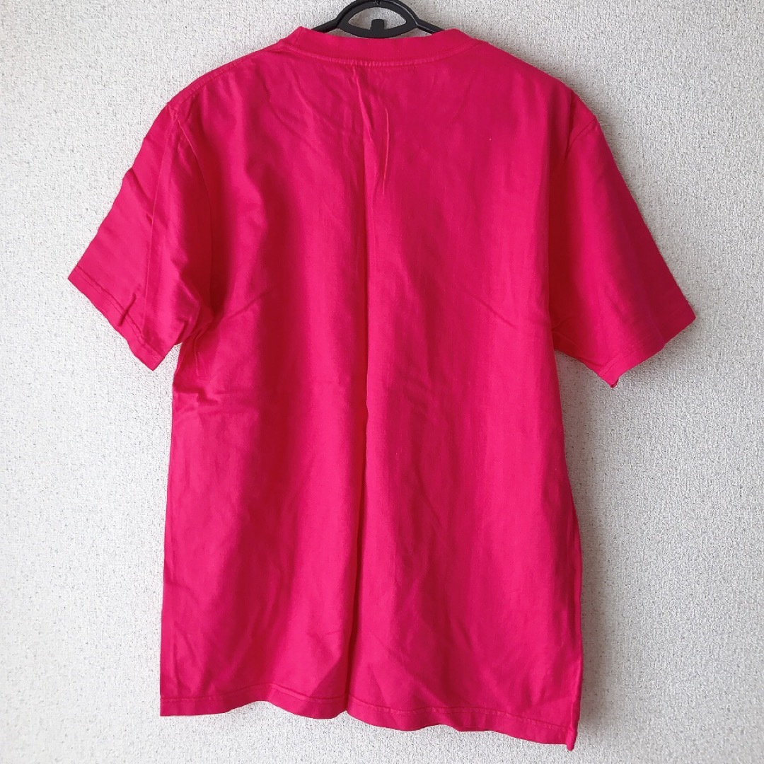INED(イネド)の美品 INED イネド ショッキング ピンク ロゴ Tシャツ 半袖 M メンズのトップス(Tシャツ/カットソー(半袖/袖なし))の商品写真