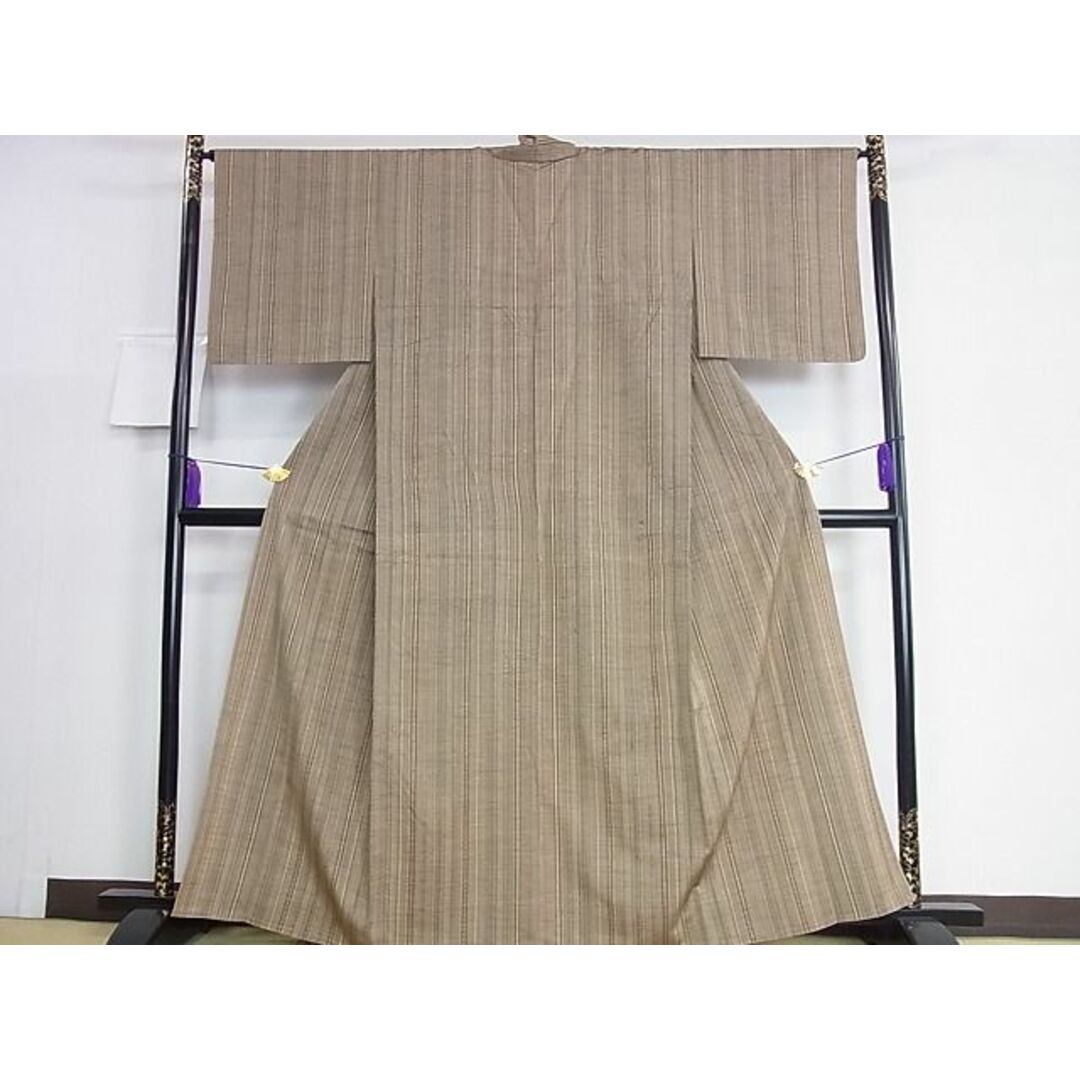 平和屋2■上質な紬　単衣　縞　逸品　DAAB4368ic レディースの水着/浴衣(着物)の商品写真