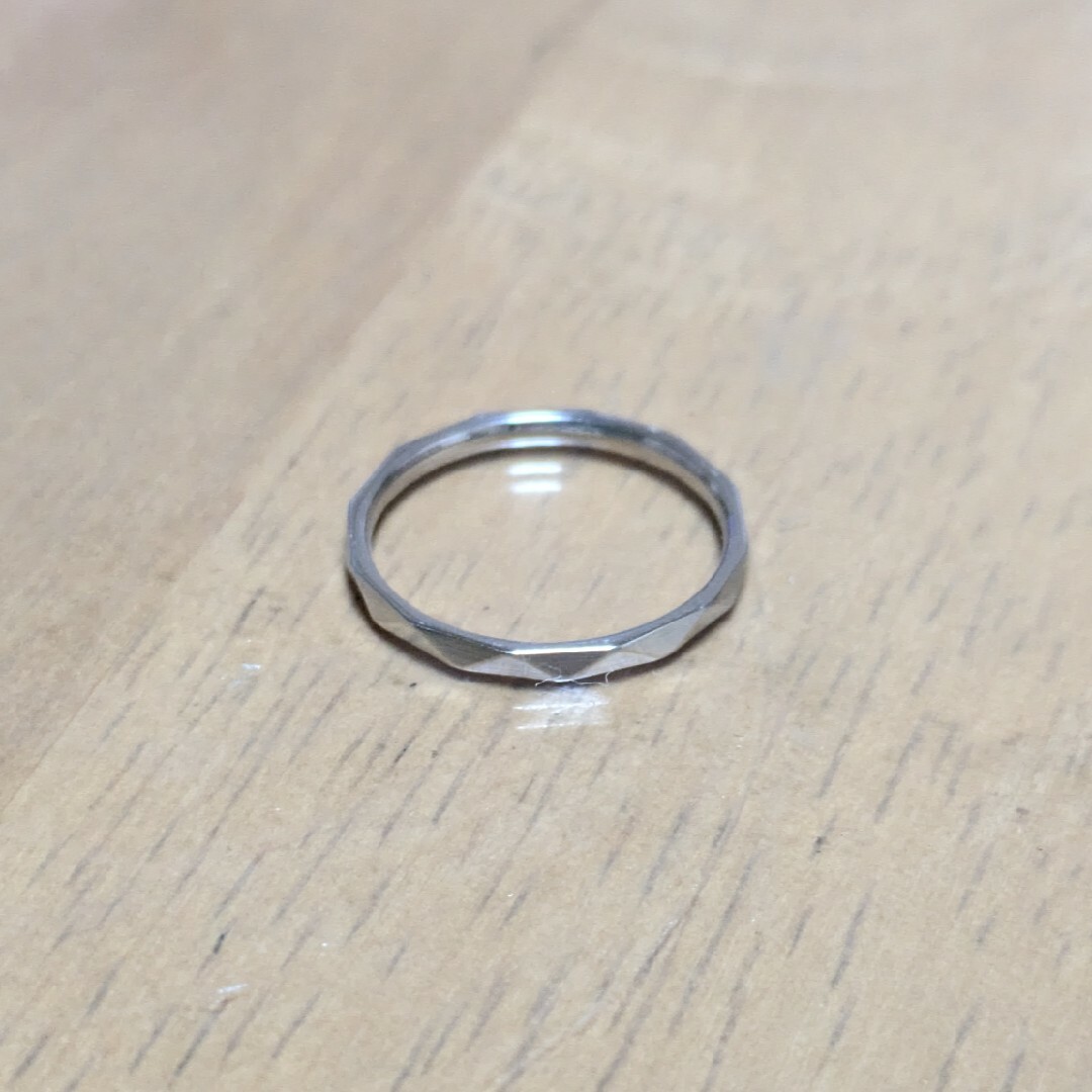 リング　ピンキーリング　ダイヤモンドカット　4号　ステンレス レディースのアクセサリー(リング(指輪))の商品写真