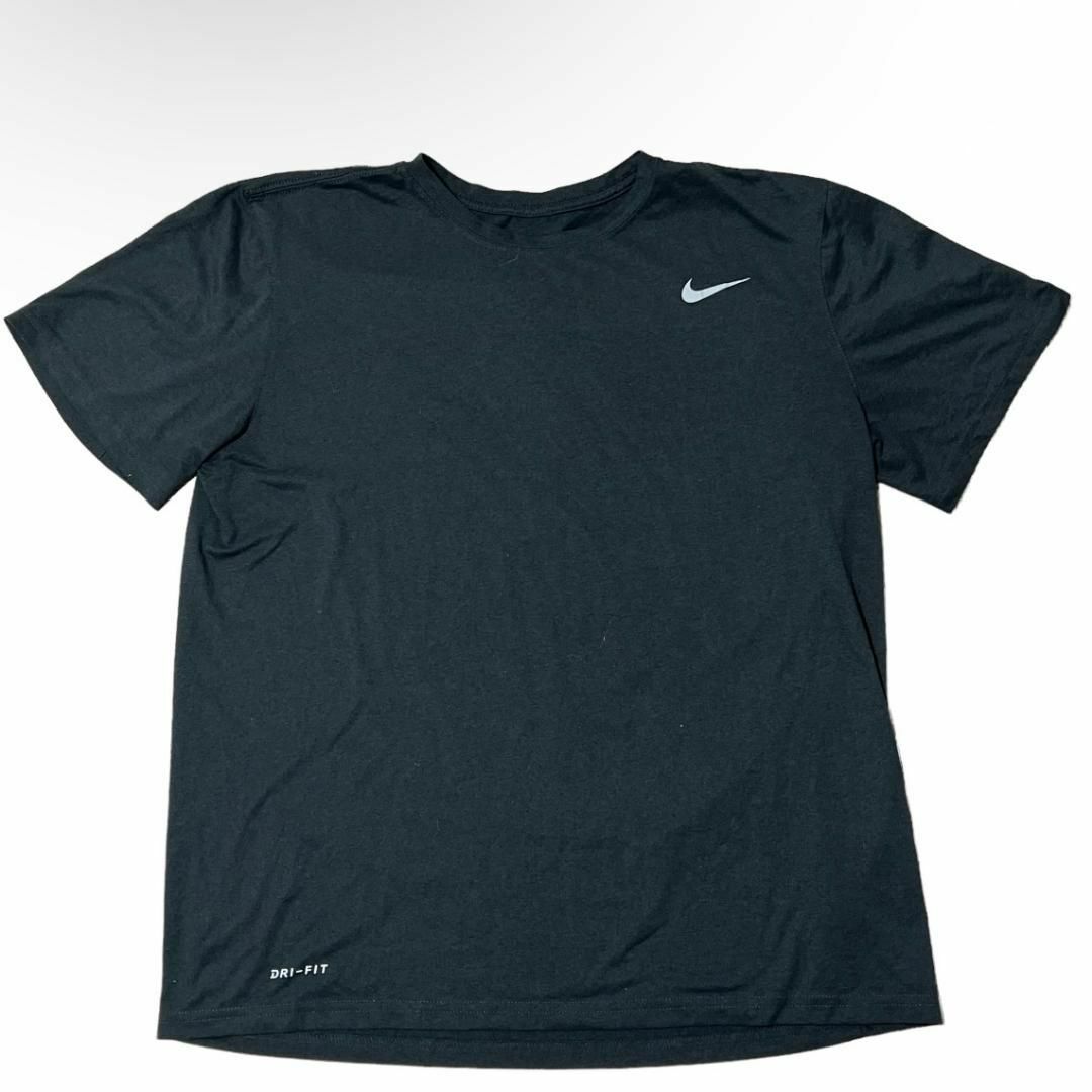 NIKE(ナイキ)のナイキ 半袖Tシャツ ロゴT ブラック DRI-FIT 夏物古着 h26 メンズのトップス(Tシャツ/カットソー(半袖/袖なし))の商品写真