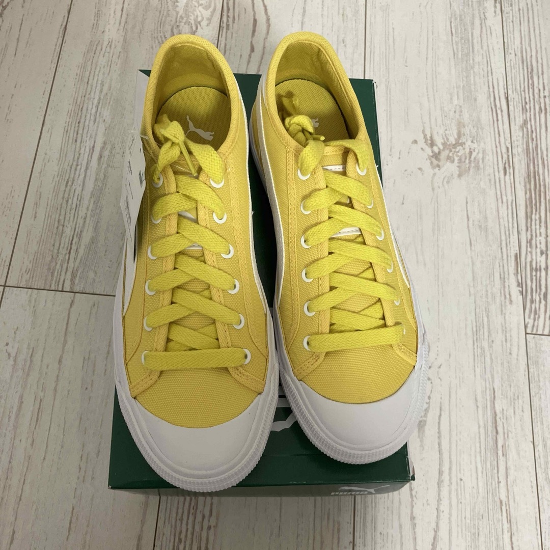 PUMA(プーマ)の新品 23cm PUMA スニーカー シューズ 靴 メンズ レディース イエロー レディースの靴/シューズ(スニーカー)の商品写真