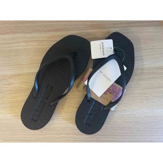 SLEEPERS  Tapered Sandals