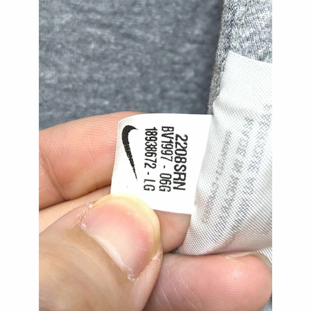 NIKE(ナイキ)のナイキ NIKE ワンポイントロゴ Tシャツ グレー 灰色 L 古着 メンズのトップス(Tシャツ/カットソー(半袖/袖なし))の商品写真