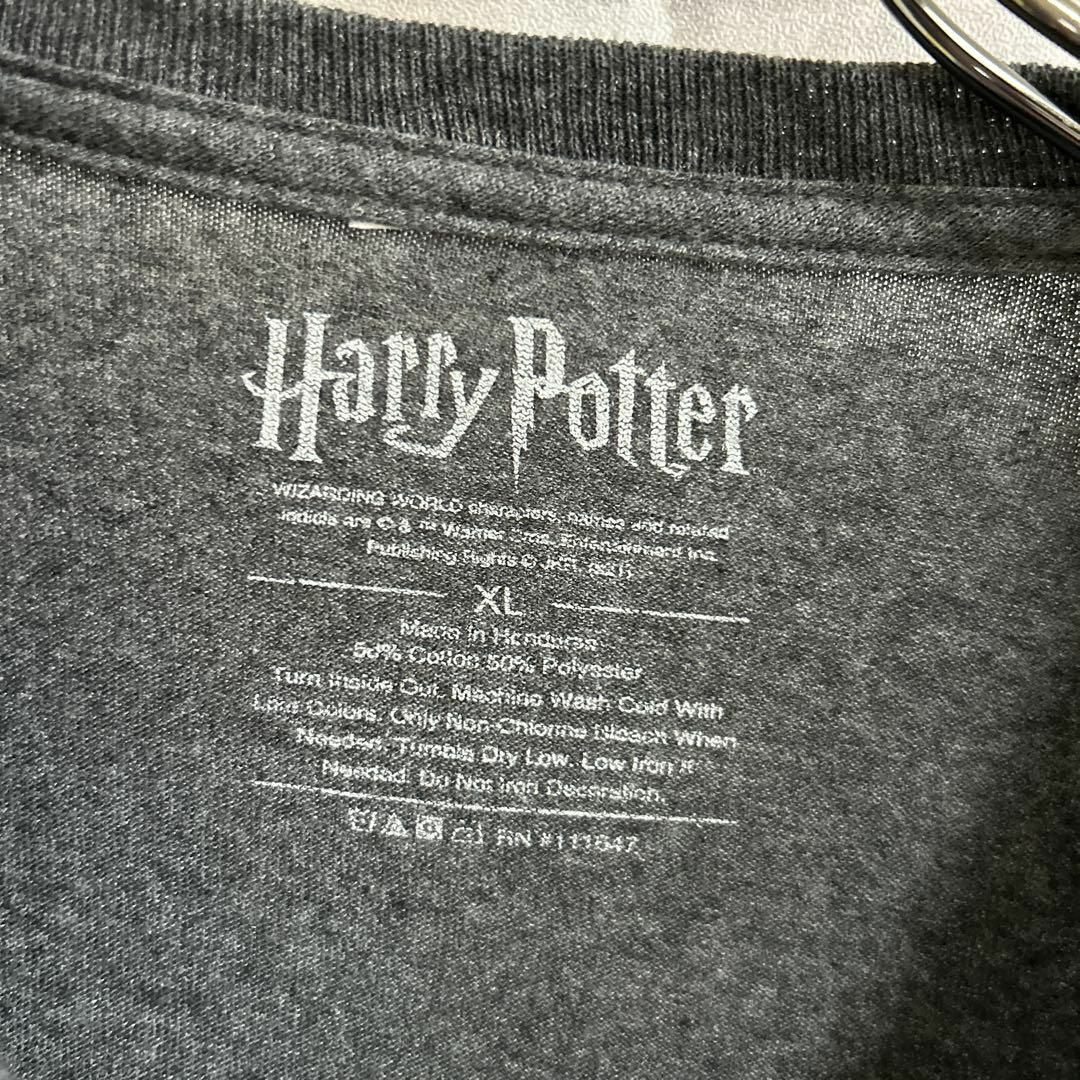 TV&MOVIE(ティービーアンドムービー)のHarry Potter ハリーポッター ホグワーツ校章 Tシャツ 半袖 輸入品 メンズのトップス(Tシャツ/カットソー(半袖/袖なし))の商品写真