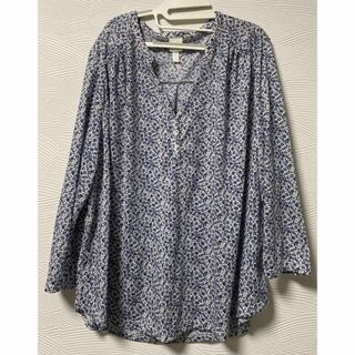 エイチアンドエム(H&M)のＨ＆Ｍ☆花柄ニットソー　XL  送料無料！(シャツ/ブラウス(長袖/七分))