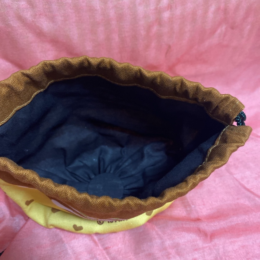 SNOOPY(スヌーピー)のスヌーピー　たこ焼き型ミニ巾着袋 エンタメ/ホビーのおもちゃ/ぬいぐるみ(キャラクターグッズ)の商品写真