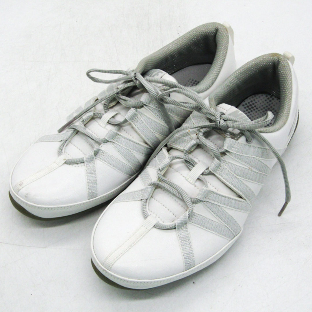 NIKE(ナイキ)のナイキ スニーカー ローカット 334047-101 シューズ 靴 白 レディース 23.5サイズ ホワイト NIKE レディースの靴/シューズ(スニーカー)の商品写真