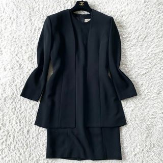 トウキョウソワール(TOKYO SOIR)の極美品　東京ソワール　高級　ブラックフォーマル　喪服　ノーカラー　ワンピース　9(礼服/喪服)