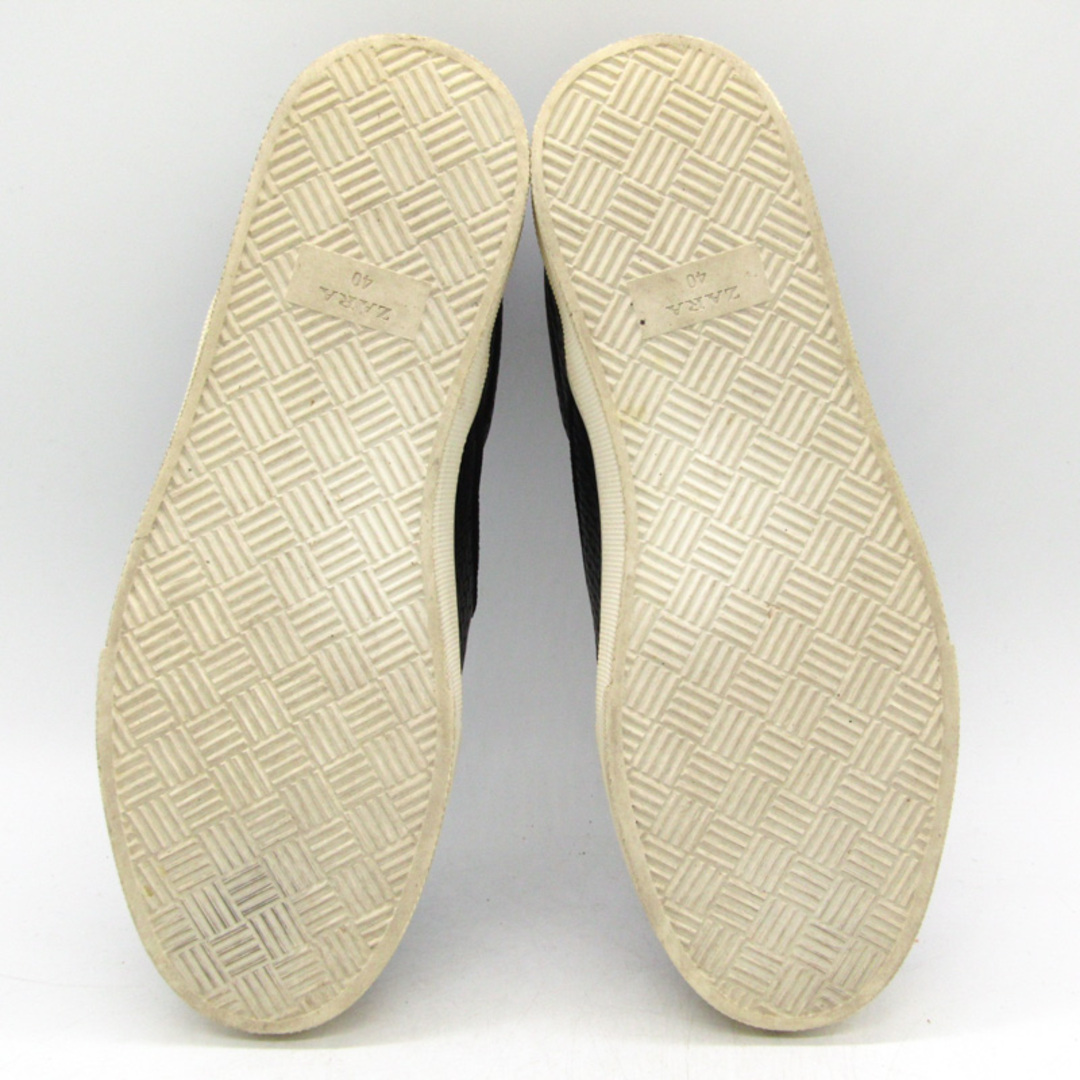 ZARA(ザラ)のザラ スリッポン シューズ 靴 黒 メンズ 40サイズ ブラック ZARA メンズの靴/シューズ(スリッポン/モカシン)の商品写真