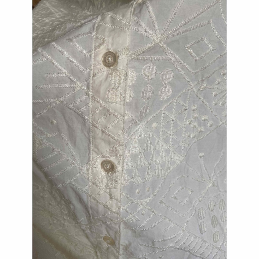 Graniph(グラニフ)のグラニフ　刺繍　ロングシャツワンピース　羽織りにも❣️ オフホワイト レディースのワンピース(ロングワンピース/マキシワンピース)の商品写真