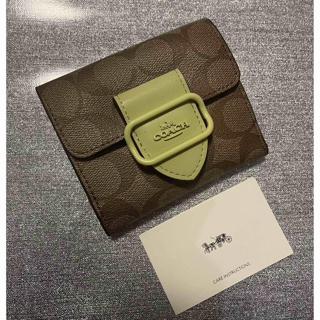 COACH(コーチ)のCOACH  ミニ　財布　コンパクト　スモール　未使用品 レディースのファッション小物(財布)の商品写真