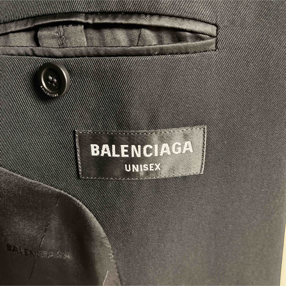 Balenciaga(バレンシアガ)のBalenciaga 22AW オーバーサイズ　テーラードジャケット メンズのジャケット/アウター(テーラードジャケット)の商品写真