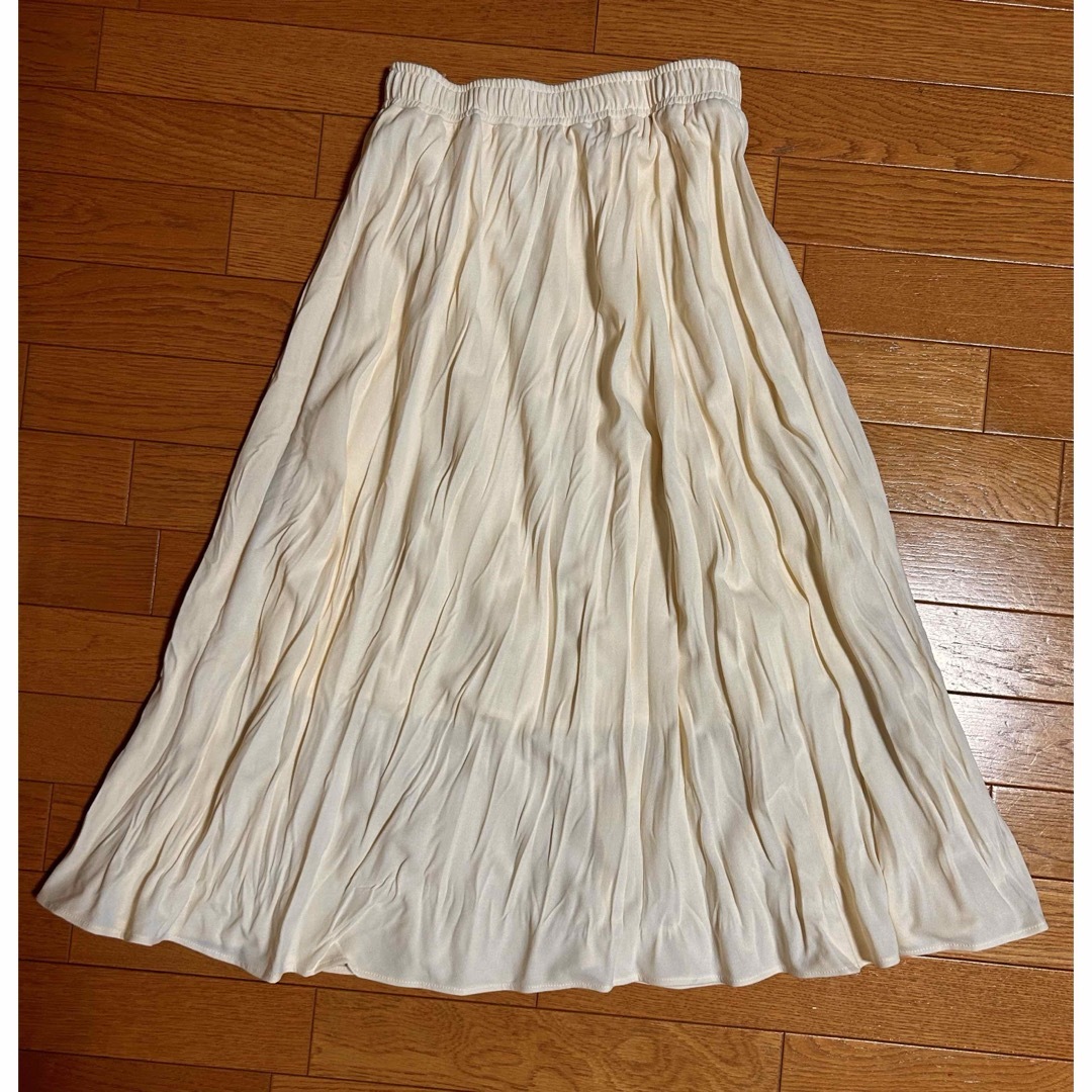 レウリィ　ワッシャープリーツスカート　アイボリー　フリーサイズ レディースのスカート(ロングスカート)の商品写真