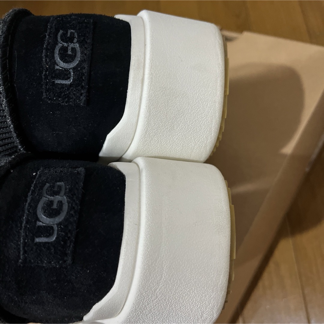 UGG(アグ)のUGG EZ-Duzzit Lace イージーダッドレース　厚底スニーカー　25 レディースの靴/シューズ(スニーカー)の商品写真