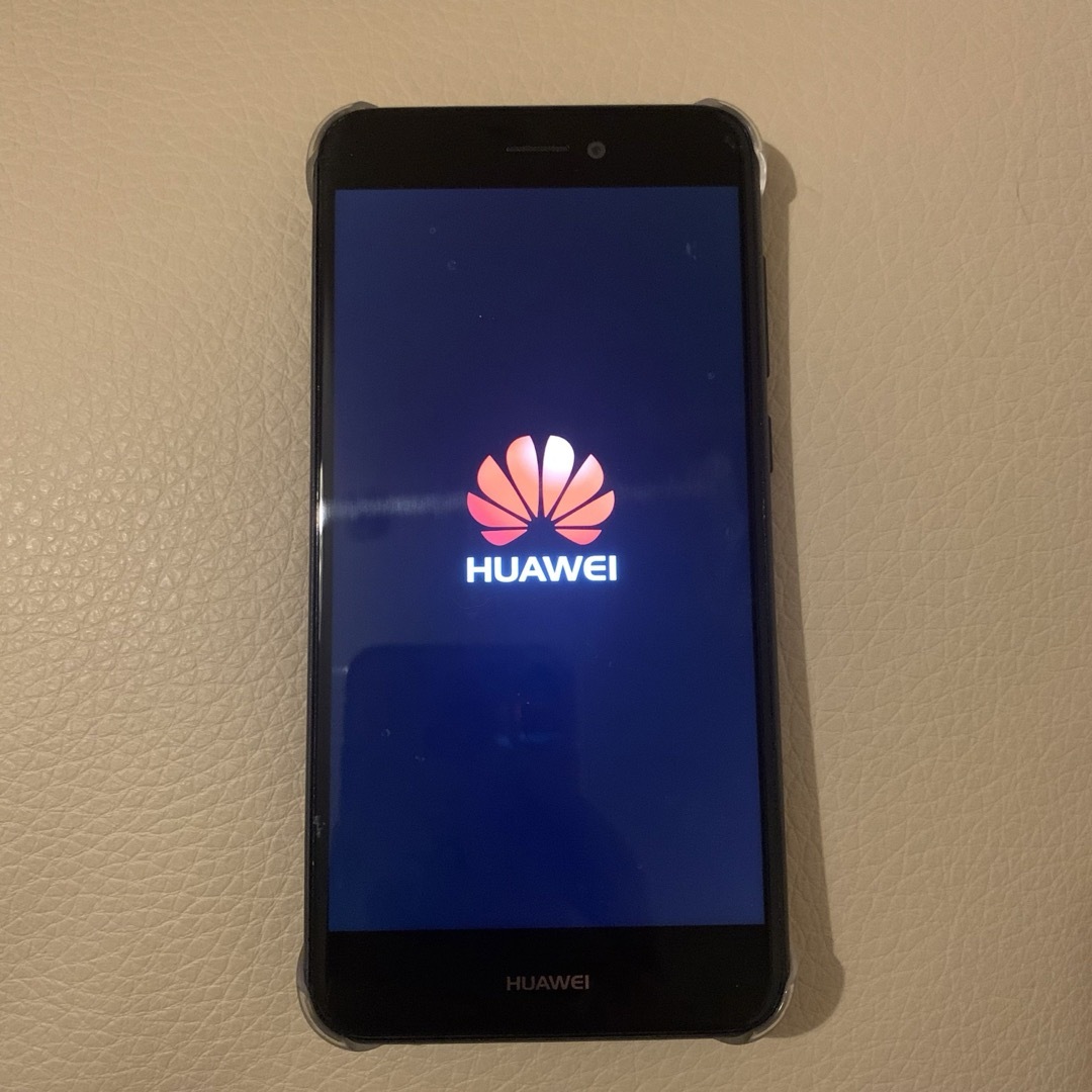 HUAWEI(ファーウェイ)のHuawei nova lite Black ブラック SIMフリー スマホ スマホ/家電/カメラのスマートフォン/携帯電話(スマートフォン本体)の商品写真