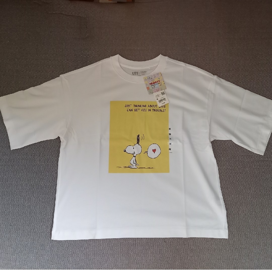 UNIQLO(ユニクロ)の【未使用】ユニクロ スヌーピー 半袖Tシャツ (ﾎﾜｲﾄ/M) レディースのトップス(Tシャツ(半袖/袖なし))の商品写真