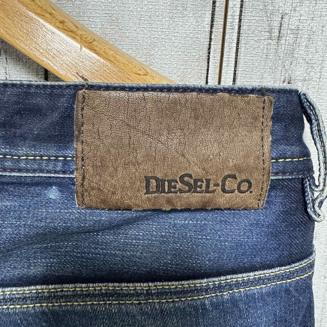 DIESEL(ディーゼル)のDIESEL KROOLEY ブリーチ加工デニム！イタリア製！雰囲気◎ メンズのパンツ(デニム/ジーンズ)の商品写真