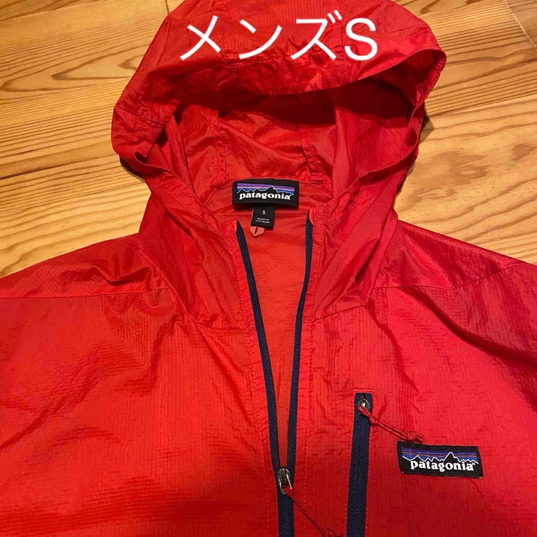 patagonia(パタゴニア)のパタゴニア　メンズS (日本サイズM程度)フーディニジャケット メンズのジャケット/アウター(ナイロンジャケット)の商品写真