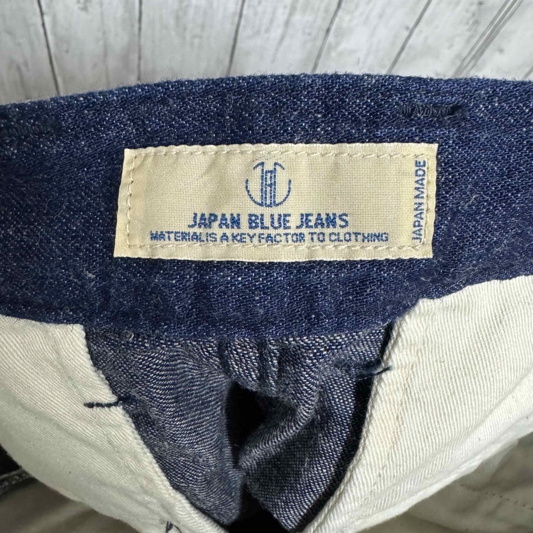 JAPAN BLUE JEANS(ジャパンブルージーンズ)の【美品】JAPAN BLUE JEANS インディゴショートパンツ！日本製！  メンズのパンツ(ショートパンツ)の商品写真