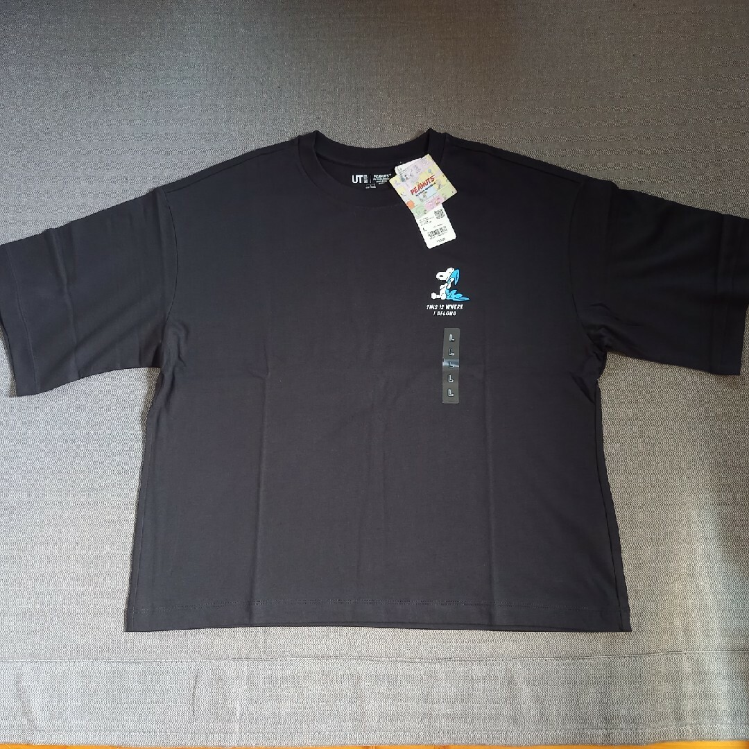 UNIQLO(ユニクロ)の【未使用】ユニクロ スヌーピー 半袖 Tシャツ (ﾀﾞｰｸｸﾞﾚｰ/L) レディースのトップス(Tシャツ(半袖/袖なし))の商品写真