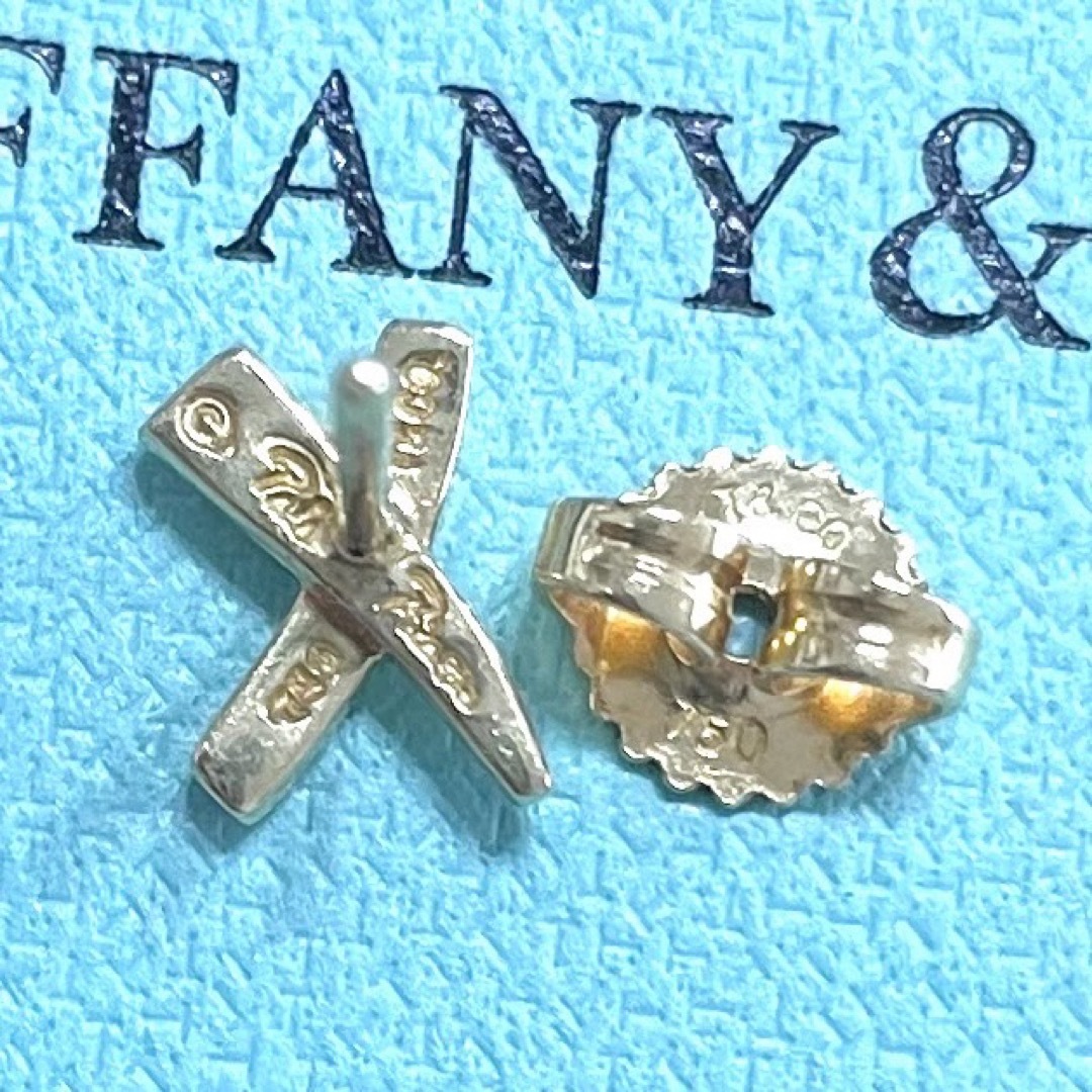 Tiffany & Co.(ティファニー)のティファニー シングルピアス X キス ゴールド AU750 K18 片耳 レディースのアクセサリー(ピアス)の商品写真