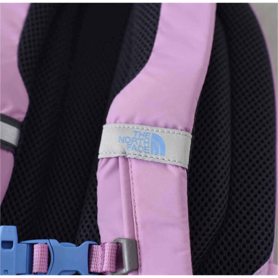 THE NORTH FACE(ザノースフェイス)の15L★ スモーキーグレープ★スモールデイ★ノースフェイス★キッズ リュック キッズ/ベビー/マタニティのこども用バッグ(リュックサック)の商品写真