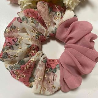 ハンドメイドシュシュ☆花柄刺繍ミックスピンク(ヘアゴム/シュシュ)