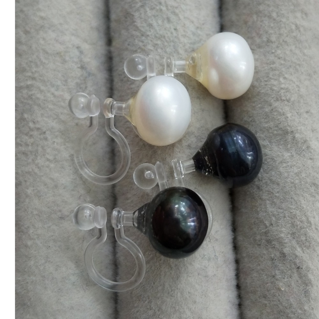 273 淡水真珠イヤリング 2色セット 本真珠 セレモニー ノンホールピアス レディースのアクセサリー(イヤリング)の商品写真