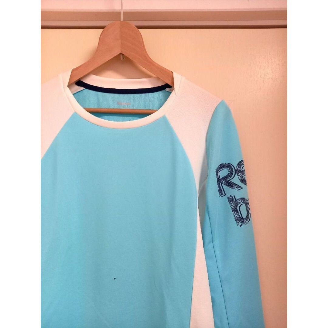Reebok(リーボック)の【美品】Reebok クルーネックロゴTシャツ レディースのトップス(Tシャツ(長袖/七分))の商品写真
