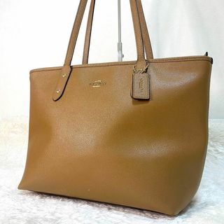 COACH - 美品　コーチ　トートバック　ブラウン　ベージュ　A4収納　レザー　ハンドバッグ